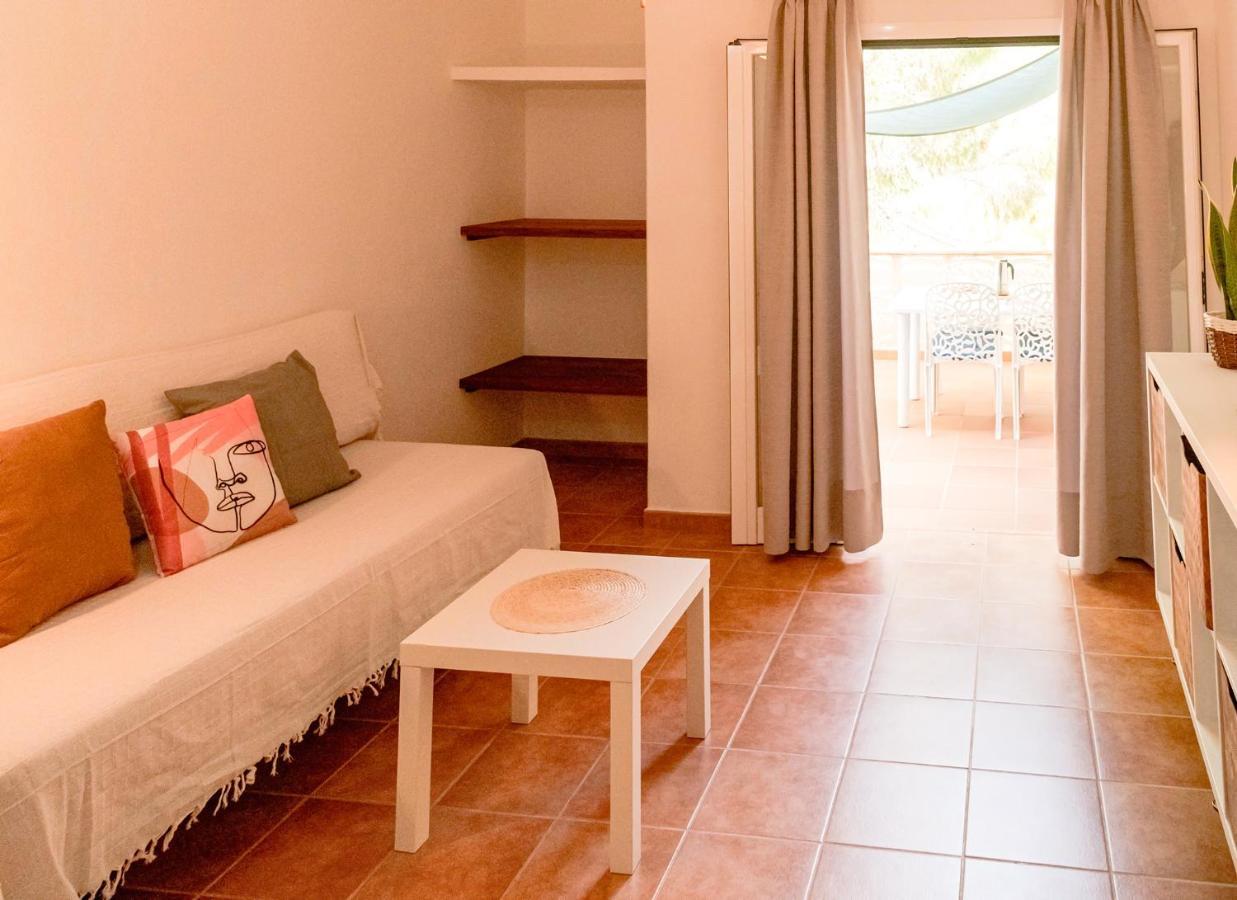 Apartamentos El Pino - Formentera Break Es Calo  Exterior photo